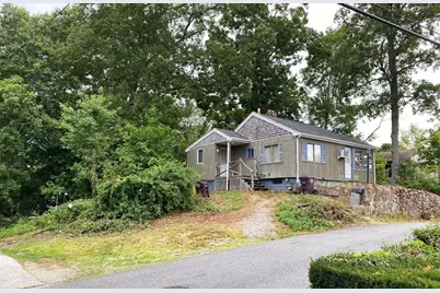 42 Lake View Rd, Weymouth, MA 02189 - Photo 4