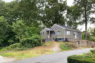 42 Lake View Rd, Weymouth, MA 02189 - Photo 4
