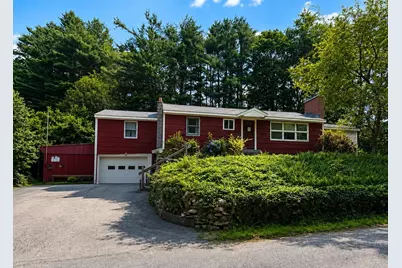15 NW Main St, Douglas, MA 01516 - Photo 1
