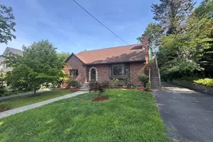 10-12 Webster St, Winchester, MA 01890 - Photo 28