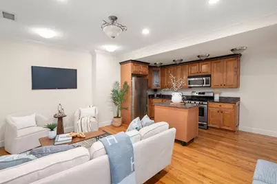 1724 Beacon St #1, Brookline, MA 02445 - Photo 4
