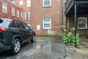 1724 Beacon St, Brookline, MA 02445 - Photo 14