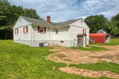 662 Staples Street, Taunton, MA 02718 - Photo 4