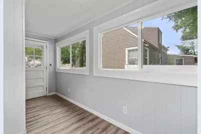65 Burnside Ter, Springfield, MA 01118 - Photo 16