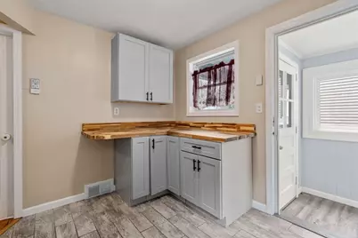 65 Burnside Ter, Springfield, MA 01118 - Photo 10
