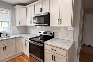 79 Gage St, Worcester, MA 01605 - Photo 6