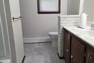 64 Woolley Ave, Somerset, MA 02726 - Photo 6