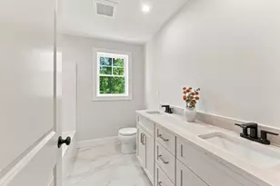 4 White Ct, Douglas, MA 01516 - Photo 32