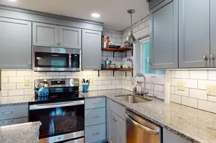 44 Green St, Buckland, MA 01370 - Photo 6