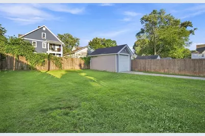 15 Garland St, Springfield, MA 01118 - Photo 36