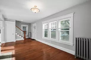 15 Garland St, Springfield, MA 01118 - Photo 6