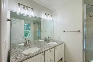 212 W Sixth St, Boston, MA 02127 - Photo 26