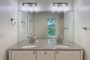 212 W Sixth St, Boston, MA 02127 - Photo 28