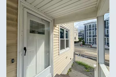 212 W 6th St #212, Boston, MA 02127 - Photo 2