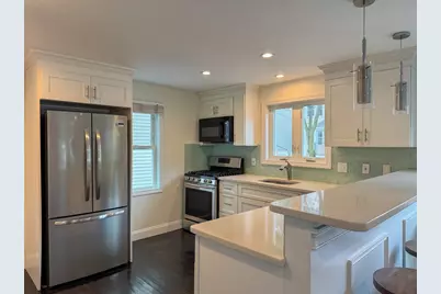 212 W 6th St #212, Boston, MA 02127 - Photo 8