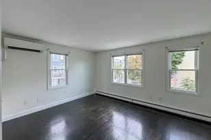 212 W Sixth St, Boston, MA 02127 - Photo 22