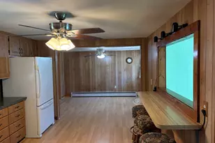 25 Arkansas Dr, Dracut, MA 01826 - Photo 4