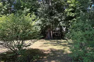 25 Arkansas Dr, Dracut, MA 01826 - Photo 2