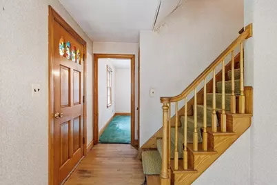 25 Starr St, Leominster, MA 01453 - Photo 8