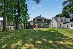204 Parkview Ave, Lowell, MA 01852 - Photo 30