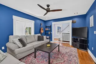 204 Parkview Ave, Lowell, MA 01852 - Photo 8