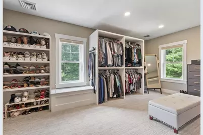 989 Pleasant St, Leominster, MA 01453 - Photo 28