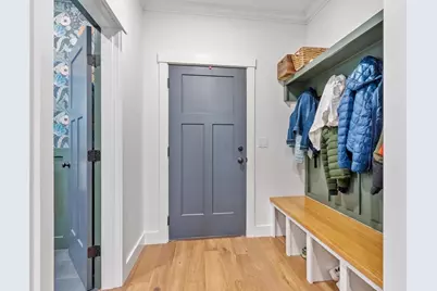 989 Pleasant St, Leominster, MA 01453 - Photo 34