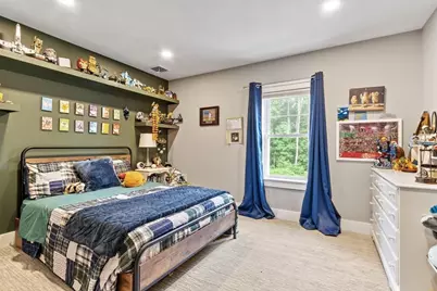 989 Pleasant St, Leominster, MA 01453 - Photo 22