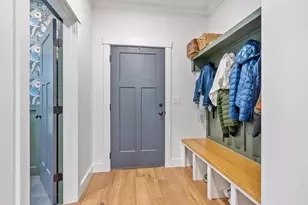989 Pleasant St, Leominster, MA 01453 - Photo 34