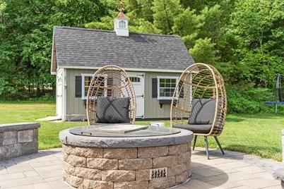 989 Pleasant St, Leominster, MA 01453 - Photo 38