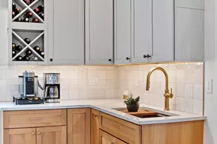 989 Pleasant St, Leominster, MA 01453 - Photo 10