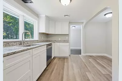 20 Tondreau Ave, Attleboro, MA 02703 - Photo 12