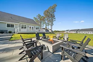 25 Salisbury Hill Blvd, Worcester, MA 01609 - Photo 38