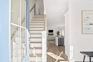 25 Salisbury Hill Blvd, Worcester, MA 01609 - Photo 2