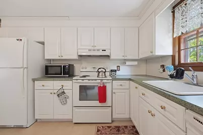 75 Concetta Drive, Bridgewater, MA 02324 - Photo 8
