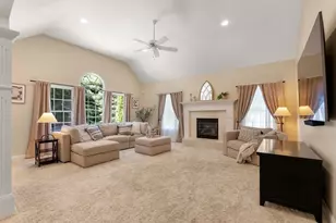 22 Thistle Rd, North Andover, MA 01845 - Photo 16