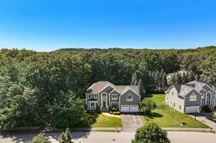 22 Thistle Rd, North Andover, MA 01845 - Photo 4
