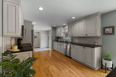 7 Eaton Dr, Hudson, MA 01749 - Photo 10