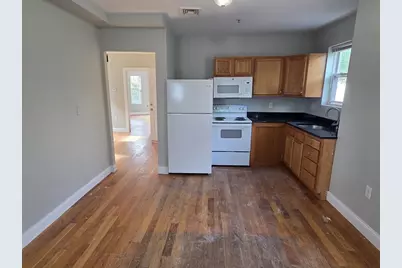9 Lincoln St, Boston, MA 02122 - Photo 4