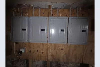 9 Lincoln St, Boston, MA 02122 - Photo 20