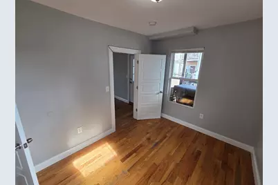 9 Lincoln St, Boston, MA 02122 - Photo 10