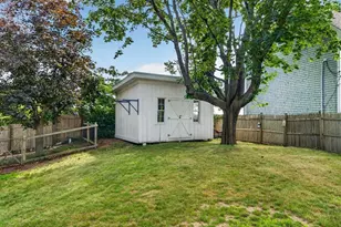 24 Mayflower Dr, Plymouth, MA 02360 - Photo 32