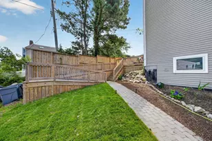 24 Mayflower Dr, Plymouth, MA 02360 - Photo 36