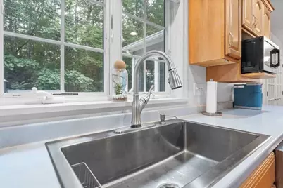 352 Town Farm Rd, Barre, MA 01005 - Photo 10