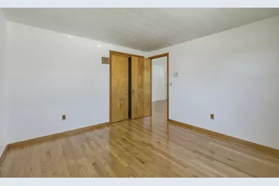 72 Artisan Street, Chicopee, MA 01013 - Photo 14