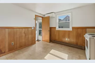 72 Artisan Street, Chicopee, MA 01013 - Photo 10
