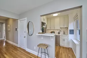 20 Hereford St, Boston, MA 02115 - Photo 4