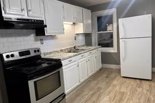 4A Storer Ct, Derry, NH 03038 - Photo 6
