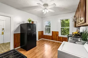2 Montague St, Worcester, MA 01603 - Photo 4
