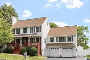 13 Russett Hill Rd, Haverhill, MA 01830 - Photo 2